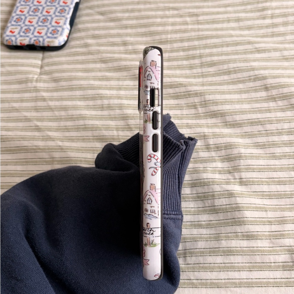 Casely iPhone 14 Patterned Cases - Picture 10 of 10